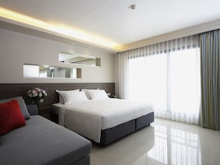 PRASO @ RATCHADA 12 HOTEL (SHA)