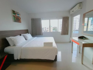 PRASO RATCHADA PRIVATE RESIDENCE