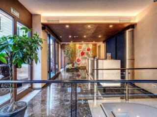 PRASSEDE PALACE HOTEL