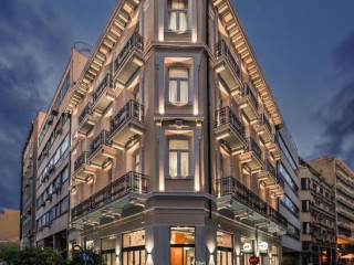 Praxitelous Luxury Suites