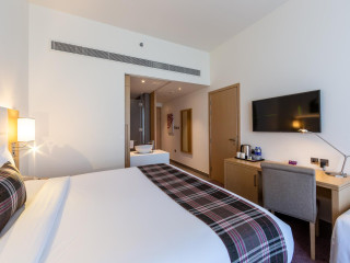 Premier Inn Dubai Dragon Mart