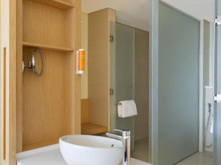Premier Inn Dubai Ibn Battuta Mall