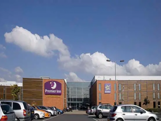 Premier Inn London Heathrow Airport T2 and T3 (Bath Road)