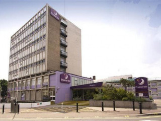 Premier Inn London Putney Bridge