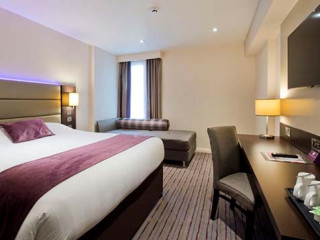 PREMIER INN LONDON SOUTHWARK (HIGH ST)