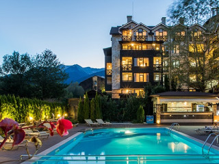 PREMIER LUXURY MOUNTAIN RESORT