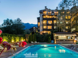 PREMIER LUXURY MOUNTAIN RESORT