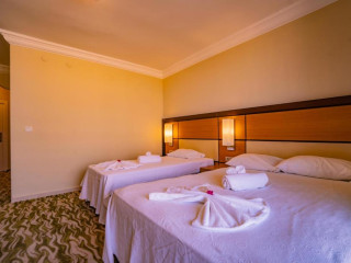 PRENSES SEALINE BEACH HOTEL