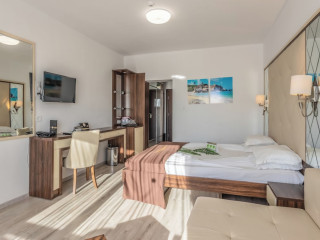 Prestige Deluxe Hotel Aquapark Club