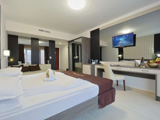 Prestige Grand Hotel & Aquapark
