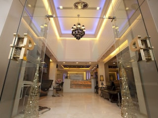 PRESTIGE SUITES BANGKOK (SHA)