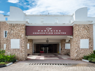 PrideInn Paradise Beach Hotel