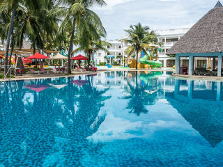 Prideinn Paradise Beach Resort & Spa Hotel