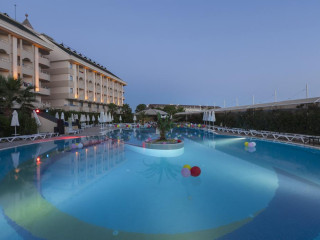 AQUA HOTEL