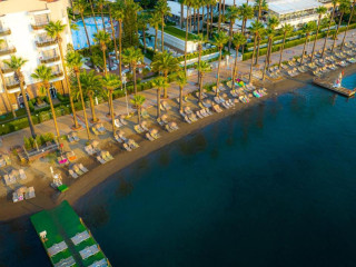 PRIME BEACH HOTEL
