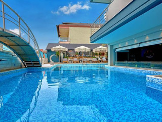 Principal New Leisure Hotel