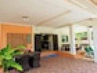 Private Residence Hosted by Sasithorn