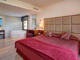 Protur Turó Pins Hotel