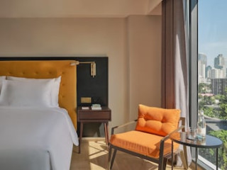 PUBLIC HOUSE HOTEL - SUKHUMVIT 31