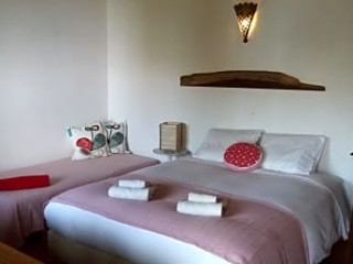 Pura Vida Divehouse