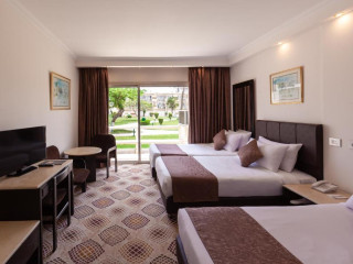 Pyramids Park Resort Cairo