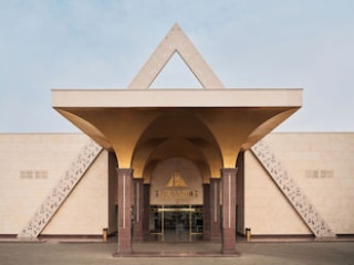 PYRAMIDS PARK RESORT