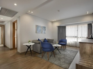 PYRAMISA CAIRO SUITES & CASINO