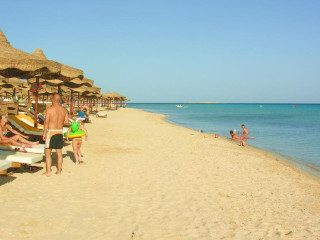 PYRAMISA SAHL HASHEESH BEACH RESORT