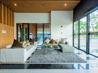 SURESTAY BY BEST WESTERN BANGKOK RAMINTRA