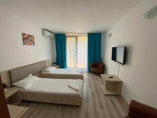 Q Hotel