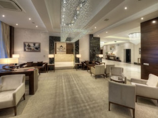 QAFQAZ BAKU CITY HOTEL & RESIDENCES