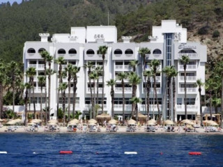 QUADAS HOTEL 