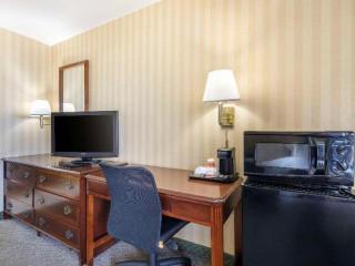 Quality Inn Tysons Corner