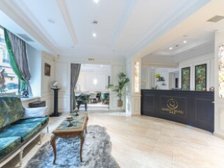 QUEEN`S BOUTIQUE HOTEL