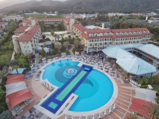 QUEENS PARK LE JARDIN RESORT