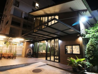 R 17 LIVING HOTEL