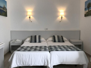 R2 Verónica Beach Hotel