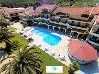 Rachoni Bay -  Resort 