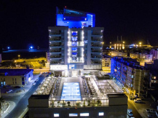 Radisson Blu Hotel, Larnaca