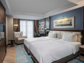 RADISSON BLU PERA