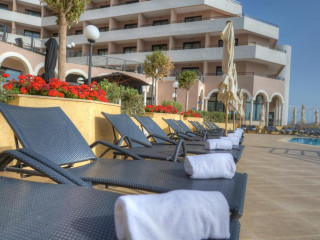 Radisson Blu St Julians Resort