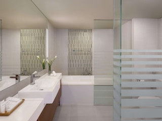 RADISSON HOTEL COLOMBO