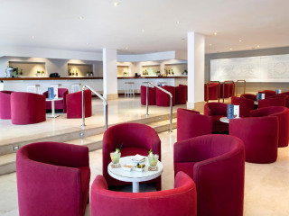 RADISSON RESORT & RESIDENCES