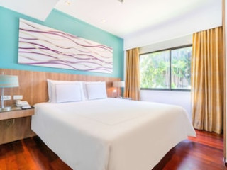 Radisson Resort & Suites Phuket