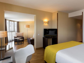 HOTEL DORNA