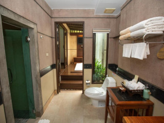 Railay Village Resort and Spa