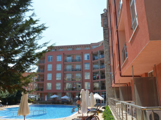 Rainbow 2 Beach Apartments