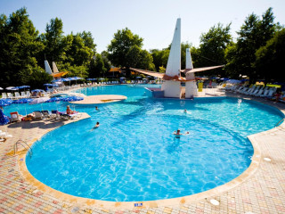 RALITSA AQUACLUB