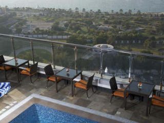 RAMADA BY WYNDHAM ABUDHABI CORNICHE