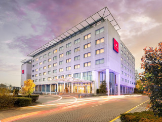 RAMADA BY WYNDHAM AMSTERDAM AIRPORT SCHIPHOL